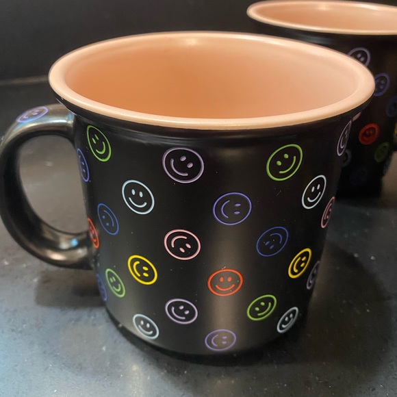 NEW Rainbow Smiley Face Coffee Mug - Picture 4 of 9